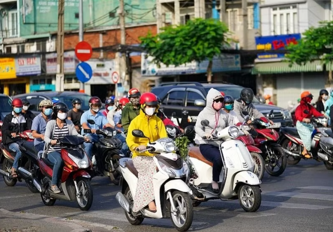Hà Nội thu phí vào nội đô từ năm 2028: Cần lộ trình dài hơi và các giải pháp hỗ trợ đi kèm